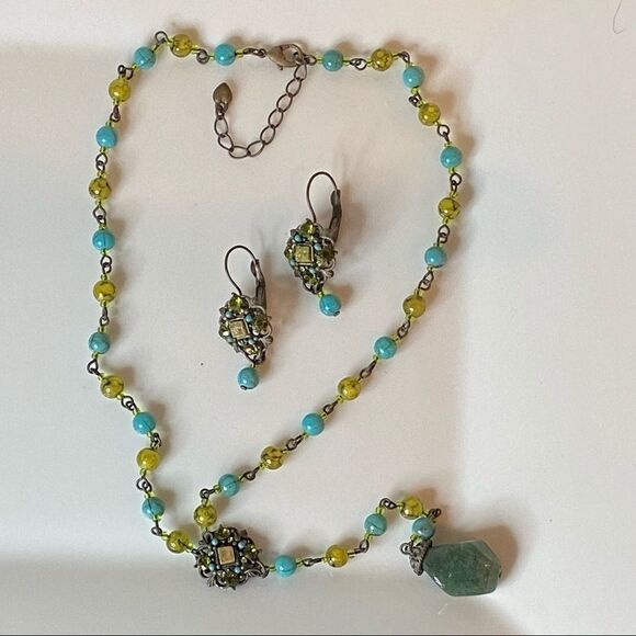 Artisan Beaded Turquoise & Peridot Necklace & Earrings Duo - Picture 6 of 6